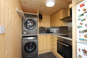 Photo 16- click for photo gallery